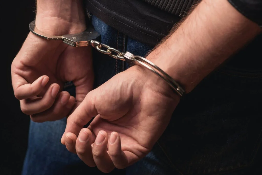 नाबालिग से दुष्कर्म  का आरोपी पुलिस ने धर दबोचा