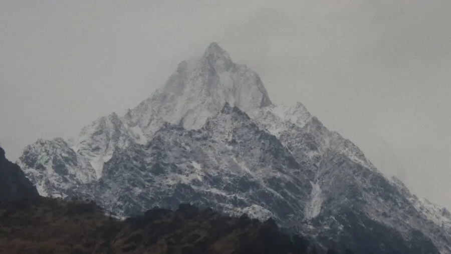 बद्रीनाथ धाम सहित ऊंचाई वाले क्षेत्रों में हिमपात