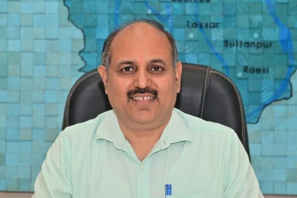 जनपद में सफाई अभियान के लिए तैनात किये गये नोडल अधिकारी अपने-अपने क्षेत्रों में संवेदनशीलता के साथ करें कार्य – सीडीओ डॉ. ललित नारायण मिश्रा