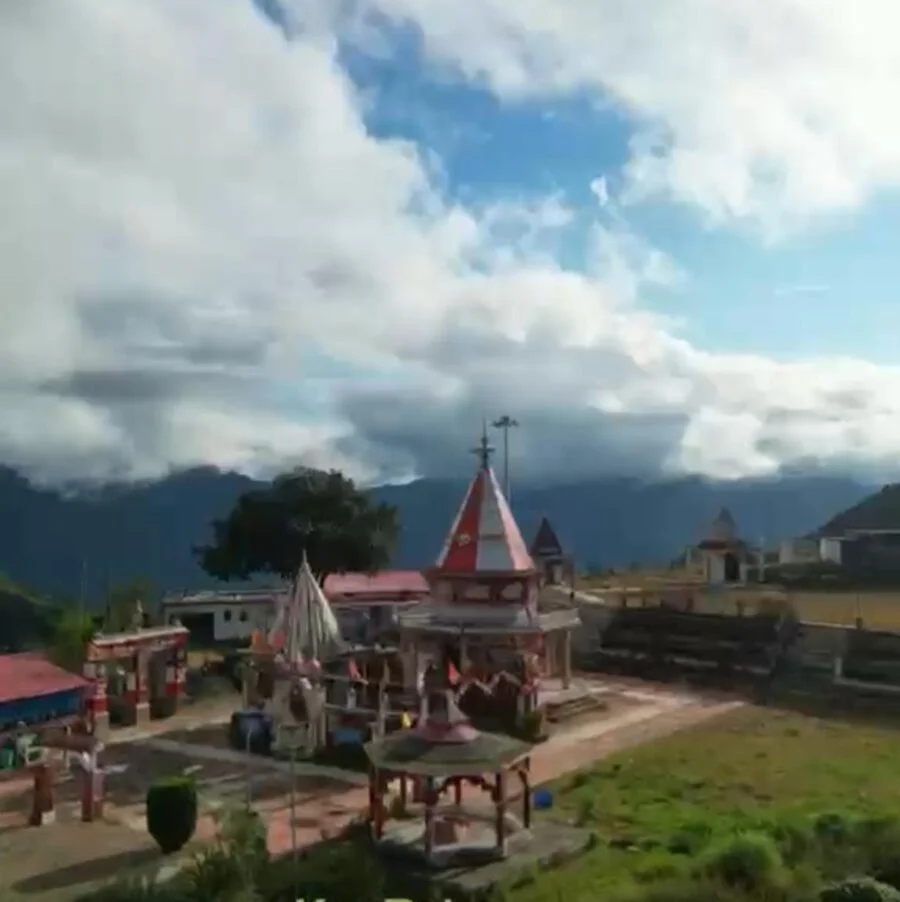 हिमालय की गोद में विराजमान प्राचीन शक्ति पीठ कालिंका देवी मंदिर, आस्था और प्रकृति का अद्भुत संगम