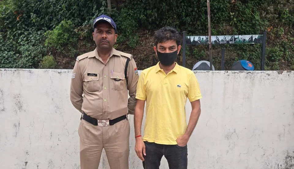 गैरजमानती वारंट में 1 वारण्टी अभियुक्त को लैंसडाउन पुलिस ने किया गिरफ्तार