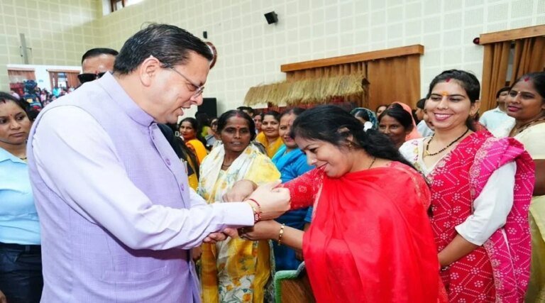 1787397849_cm-pushkar-singh-dhami-rakhi.jpg